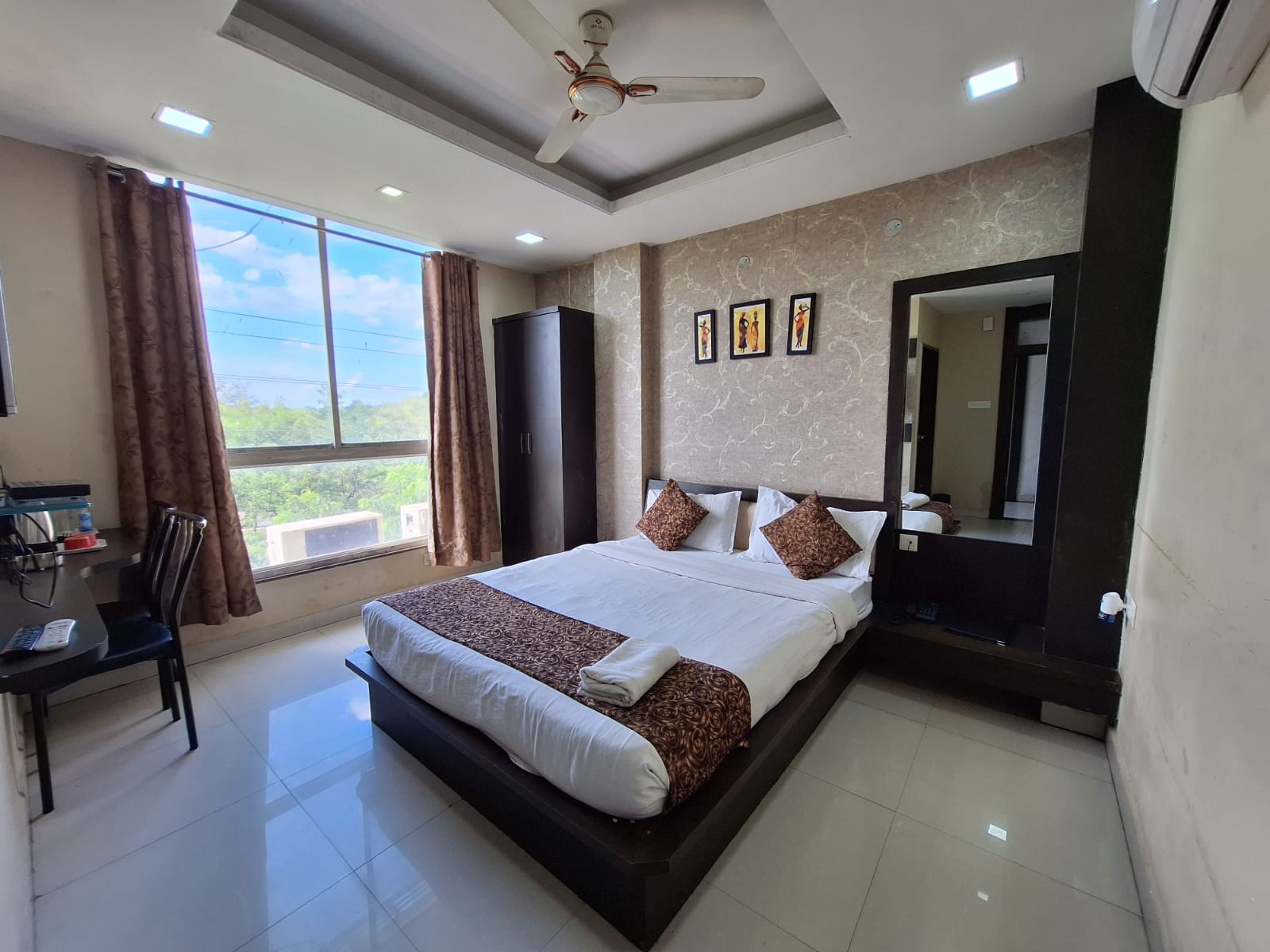 Room 2